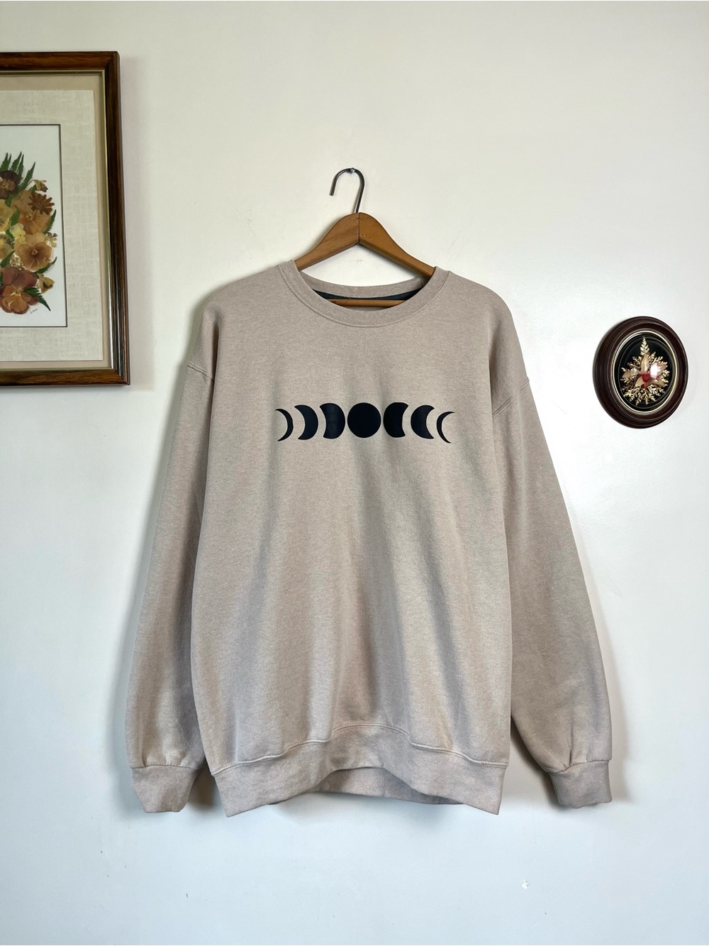 Beige Moon Phase Graphic Crewneck Large